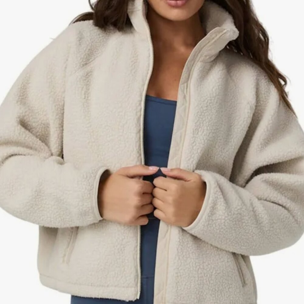 Vuori Alpine Jacket in Bone